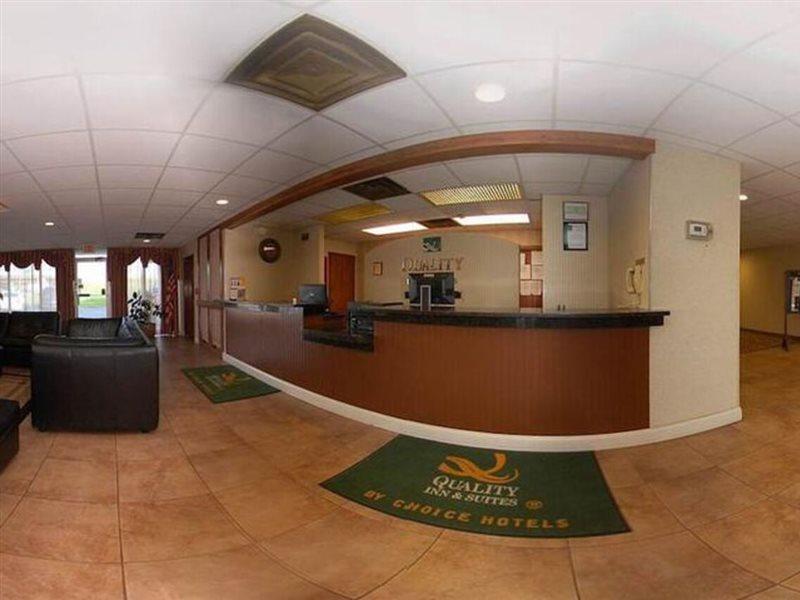 Baymont By Wyndham Youngstown Exterior photo